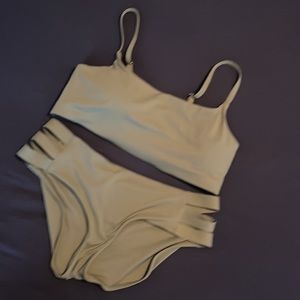 Athleta Swimsuit 👙